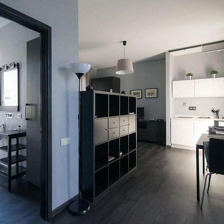 Via Mentana 32 - The House Of Travelers Apartment Como Bagian luar foto