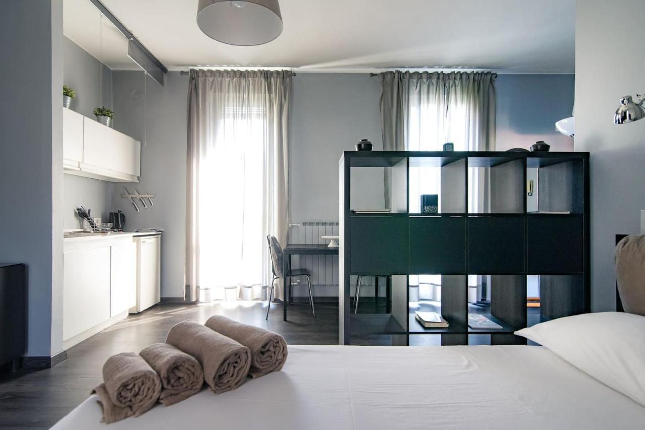 Via Mentana 32 - The House Of Travelers Apartment Como Bagian luar foto