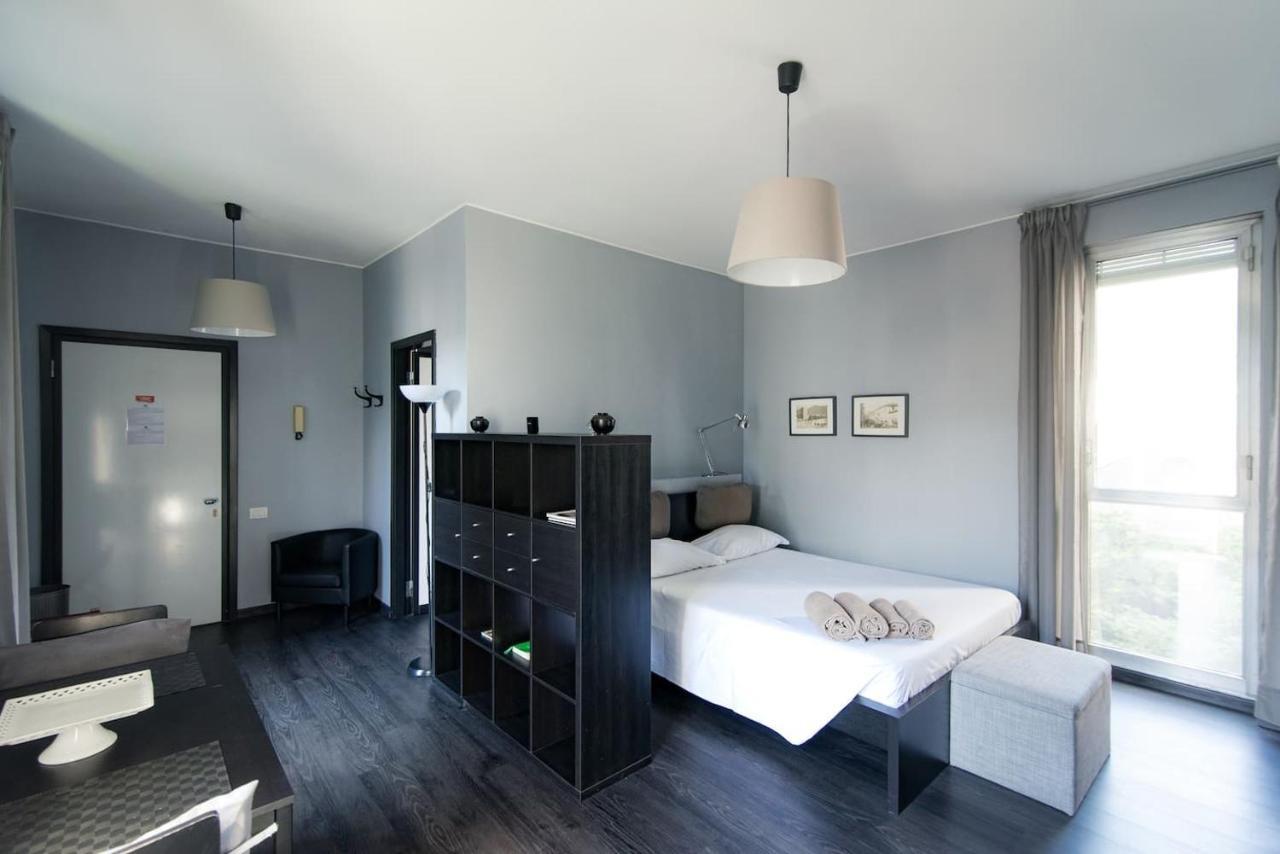 Via Mentana 32 - The House Of Travelers Apartment Como Bagian luar foto
