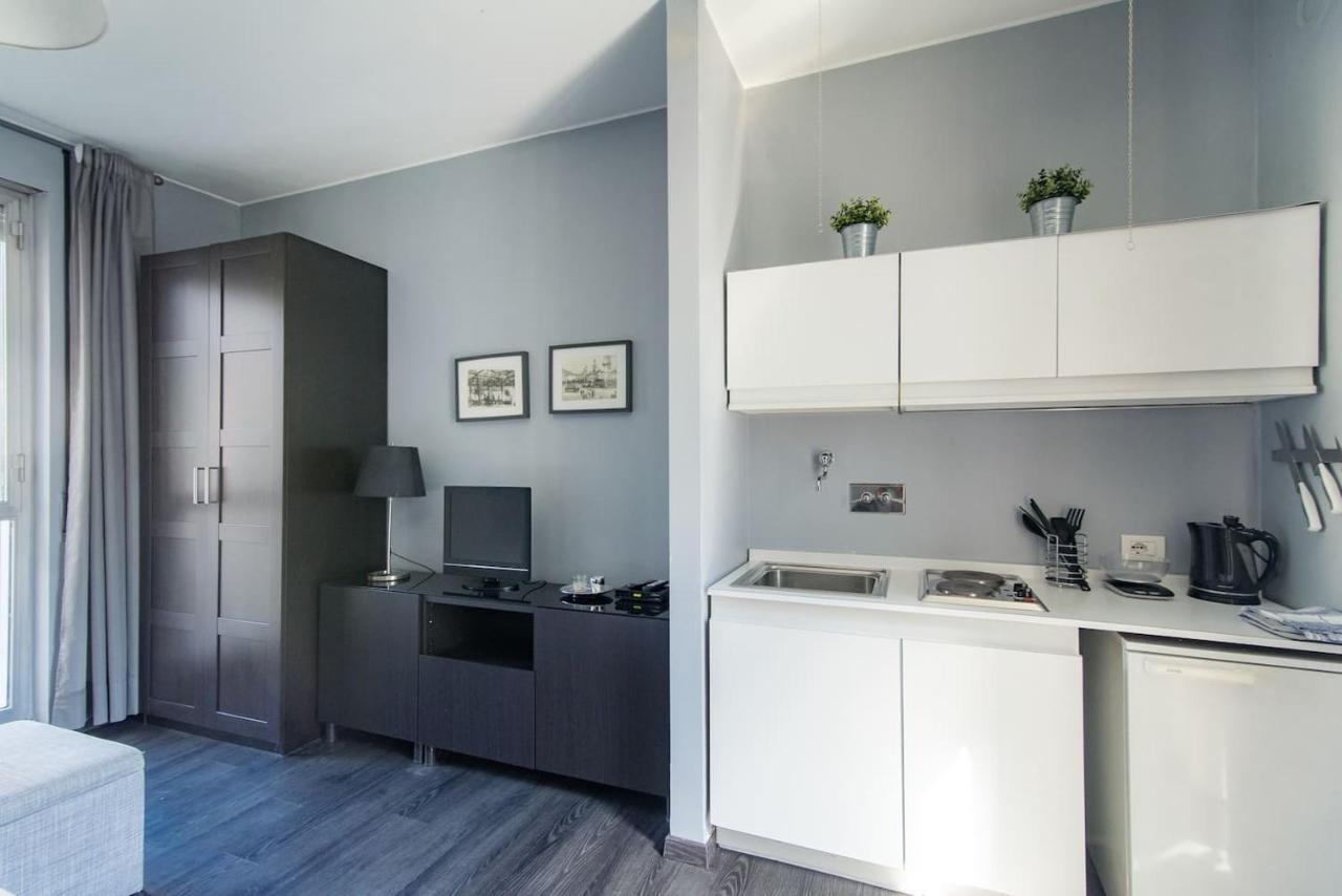 Via Mentana 32 - The House Of Travelers Apartment Como Bagian luar foto