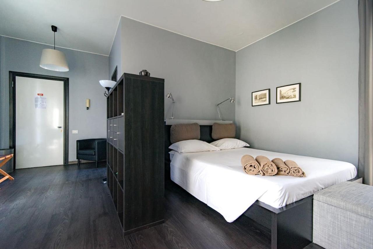 Via Mentana 32 - The House Of Travelers Apartment Como Bagian luar foto