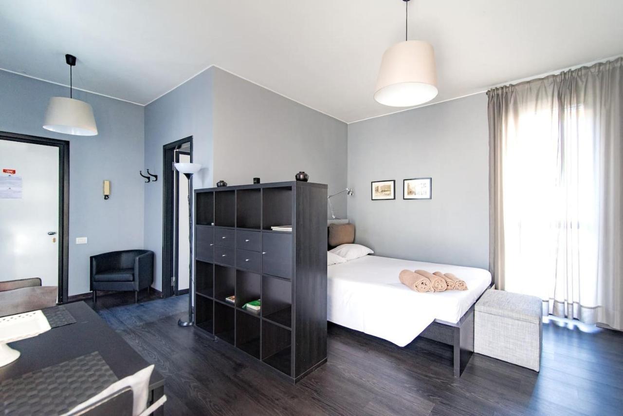 Via Mentana 32 - The House Of Travelers Apartment Como Bagian luar foto