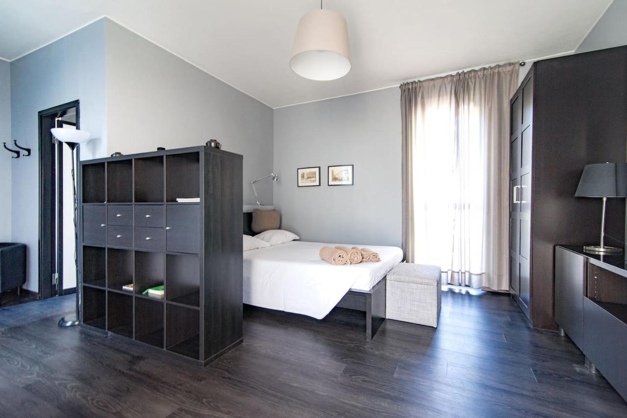 Via Mentana 32 - The House Of Travelers Apartment Como Bagian luar foto