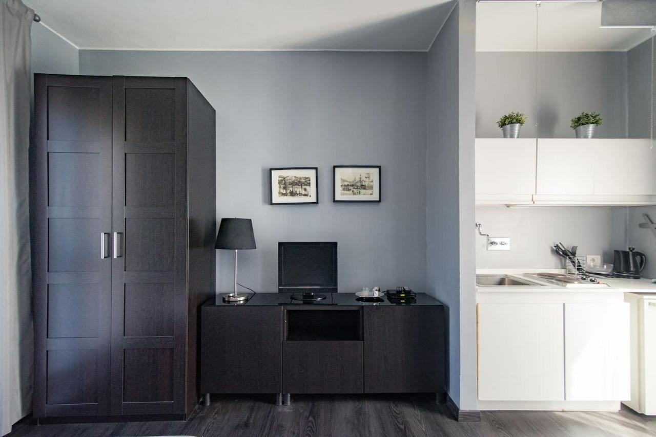 Via Mentana 32 - The House Of Travelers Apartment Como Bagian luar foto