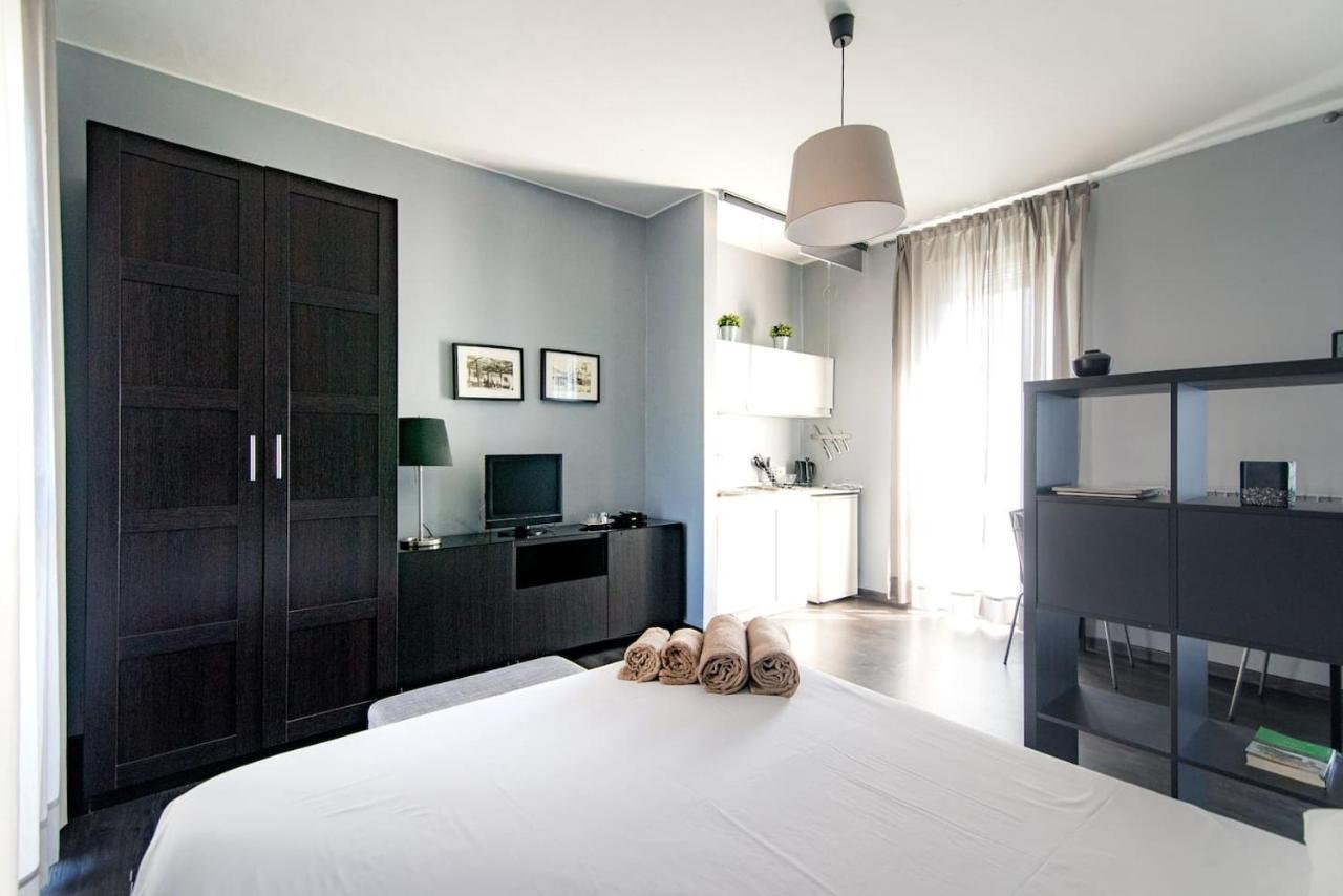 Via Mentana 32 - The House Of Travelers Apartment Como Bagian luar foto