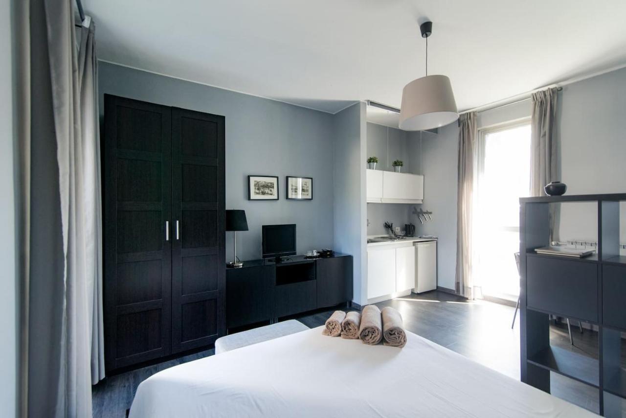 Via Mentana 32 - The House Of Travelers Apartment Como Bagian luar foto
